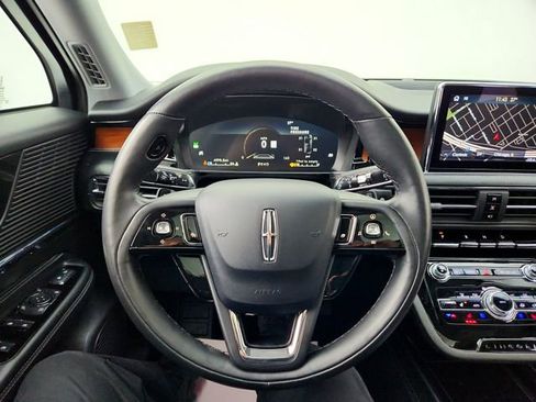 Used 2022 Lincoln Corsair Reserve w/ Equipment Group 201A image 21