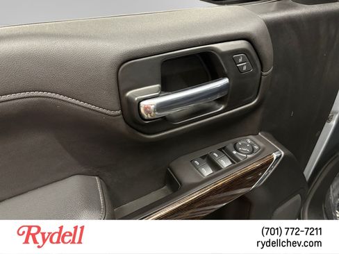 Used 2020 GMC Sierra 1500 SLE w/ SLE Value Package AWD/4WD image 11
