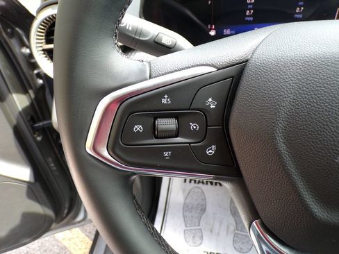 Used 2025 Chevrolet Trax ACTIV w/ Driver Confidence Package FWD image 29