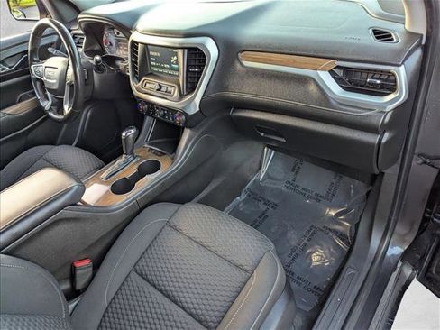 Used 2019 GMC Acadia SLE image 21