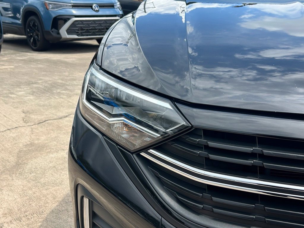 Certified 2024 Volkswagen Jetta Sport FWD image 35