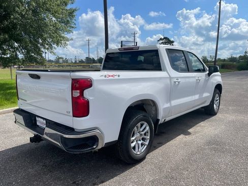 Used 2023 Chevrolet Silverado 1500 LT AWD/4WD image 8