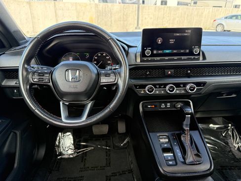 Used 2024 Honda CR-V Sport image 32