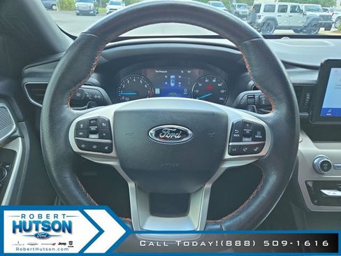 Used 2023 Ford Explorer Timberline w/ Timberline Technology Package AWD/4WD image 12