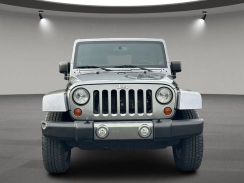 Used 2013 Jeep Wrangler Unlimited Sport AWD/4WD image 2