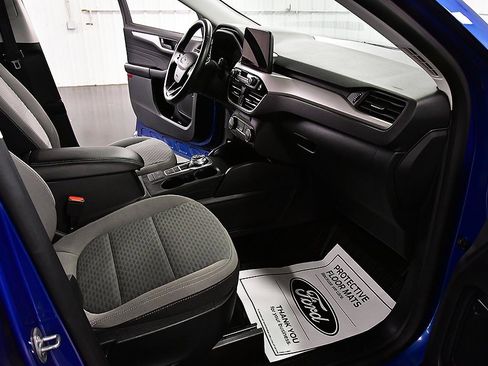 Used 2022 Ford Escape SE w/ Convenience Package image 28