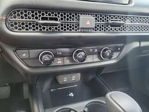 Certified 2026 Honda HR-V Sport image 22