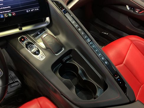 Used 2022 Chevrolet Corvette Stingray Coupe w/ 1LT image 24