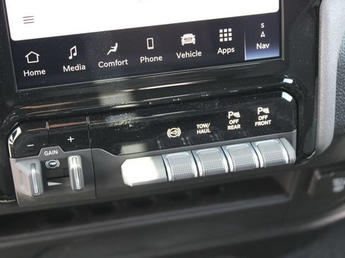 New 2026 RAM 2500 Tradesman AWD/4WD image 19