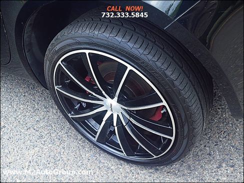 Used 2008 Pontiac Solstice Convertible image 30