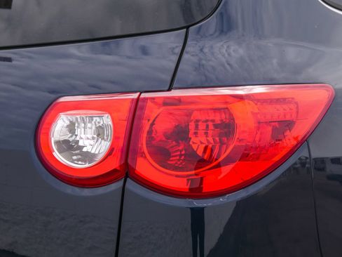 Used 2012 Chevrolet Traverse LS FWD image 10