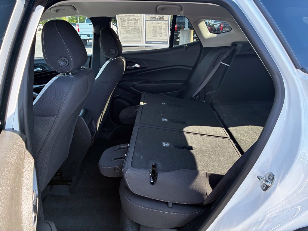 Used 2024 Chevrolet Trax LS w/ Driver Confidence Package FWD image 27