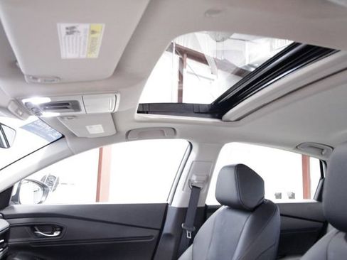 Certified 2025 Honda Accord EX-L image 36