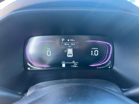 Used 2025 Kia Soul LX image 10