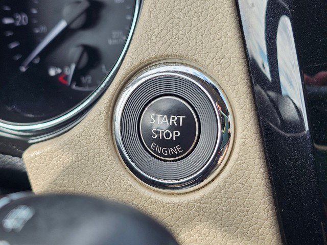 Used 2019 Nissan Rogue SL AWD/4WD image 42