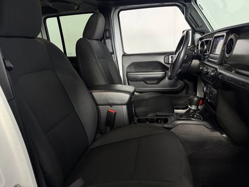 Used 2022 Jeep Wrangler Unlimited Sport AWD/4WD image 31