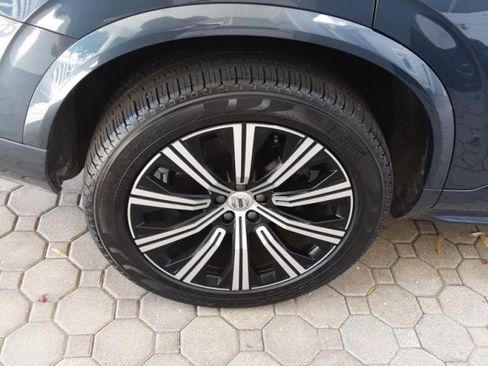 Used 2024 Volvo XC90 B5 Core w/ Protection Package image 3