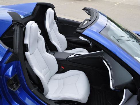 Used 2023 Chevrolet Corvette Z06 RWD image 27