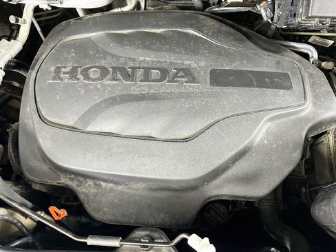 Used 2021 Honda Pilot Touring image 36