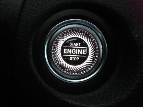 Used 2021 Mercedes-Benz GLC 43 AMG 4MATIC w/ Multimedia Package image 18