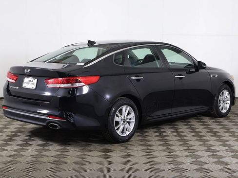 Used 2017 Kia Optima LX w/ Convenience Package FWD image 7