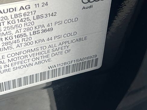 Used 2025 Audi Q6 e-tron Premium w/ Convenience Package RWD image 55