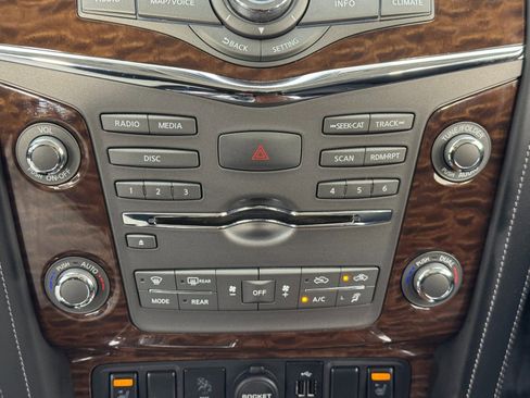 Used 2020 Nissan Armada SL w/ Premium Package image 29