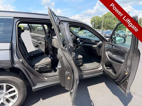 Used 2024 Jeep Grand Cherokee L Laredo w/ Luxury Tech Group I AWD/4WD image 31