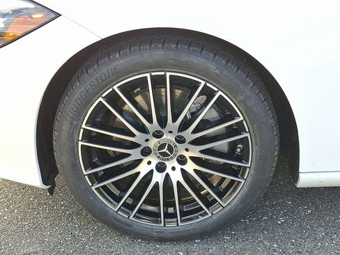 Certified 2023 Mercedes-Benz C 300 4MATIC Sedan image 9