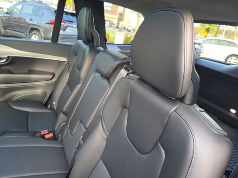 Certified 2023 Volvo XC90 B5 Core w/ Protection Package Premier image 6