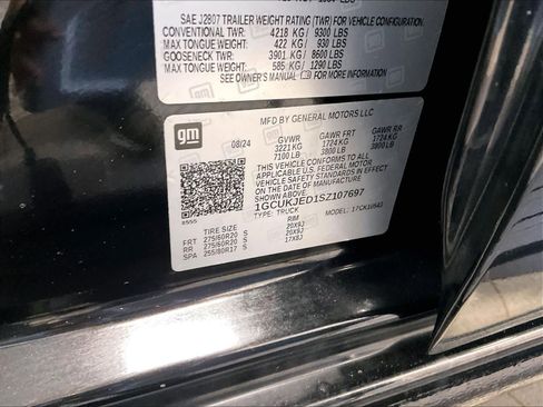 Used 2025 Chevrolet Silverado 1500 High Country w/ Midnight Edition image 37