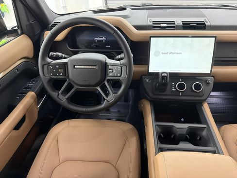 New 2026 Land Rover Defender 110 X-Dynamic SE AWD/4WD image 29