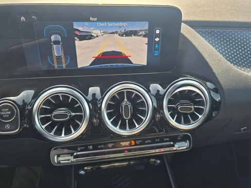 Used 2025 Mercedes-Benz GLA 250 image 22