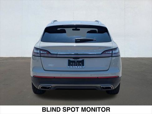 Certified 2022 Lincoln Nautilus FWD w/ Premium Package image 4