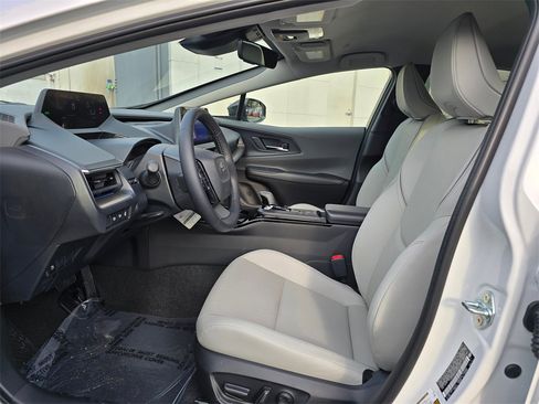 New 2026 Toyota Prius XLE image 21