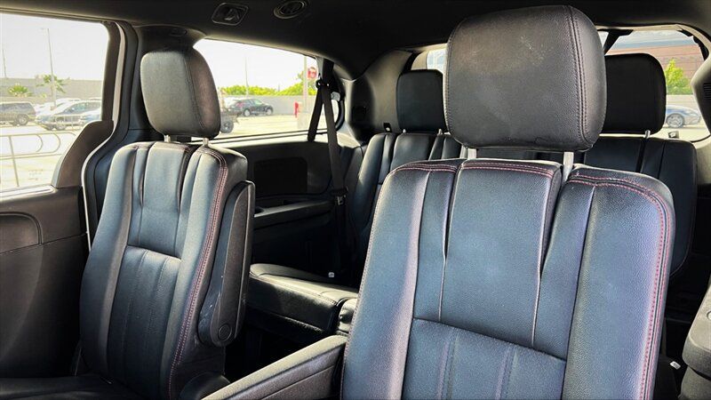 Used 2019 Dodge Grand Caravan GT FWD image 11