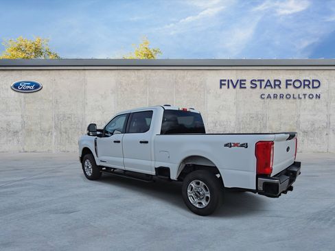 Certified 2025 Ford F250 XLT image 6