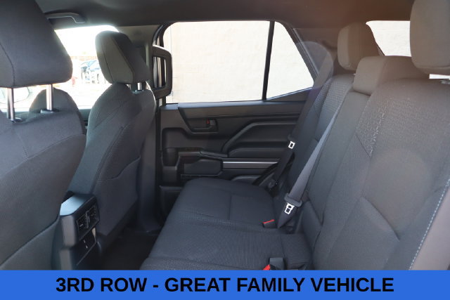 Used 2026 Toyota 4Runner SR5 AWD/4WD image 6