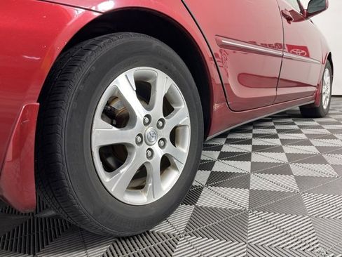 Used 2005 Toyota Camry XLE image 18