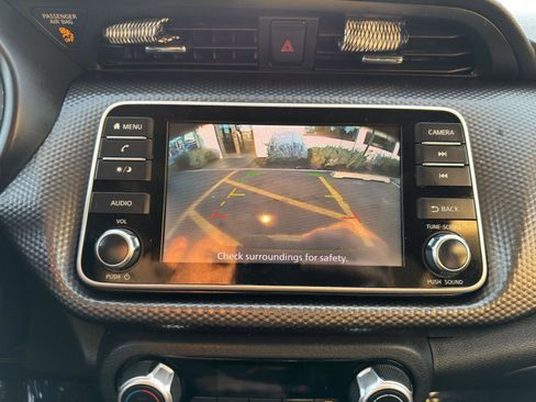 Used 2020 Nissan Kicks SV image 28