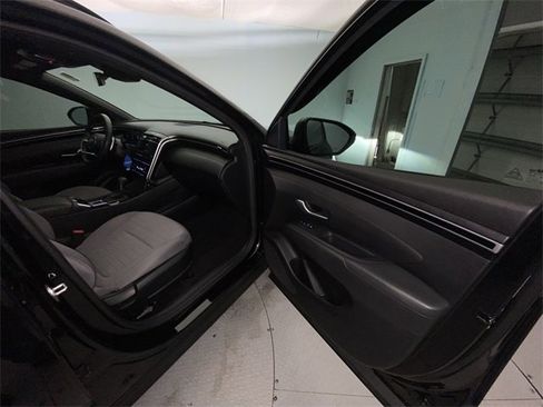 Used 2023 Hyundai Santa Cruz SEL Premium image 25