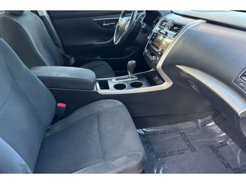 Used 2015 Nissan Altima 2.5 SV image 17