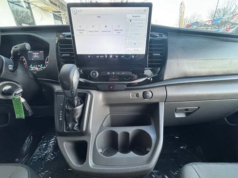 Used 2024 Ford Transit 350 XLT image 23