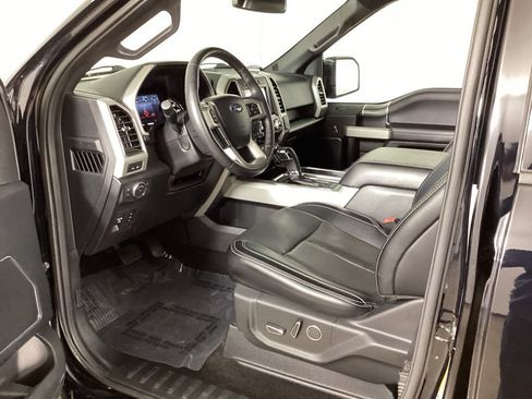 Certified 2018 Ford F150 Lariat w/ Equipment Group 502A Luxury AWD/4WD image 30