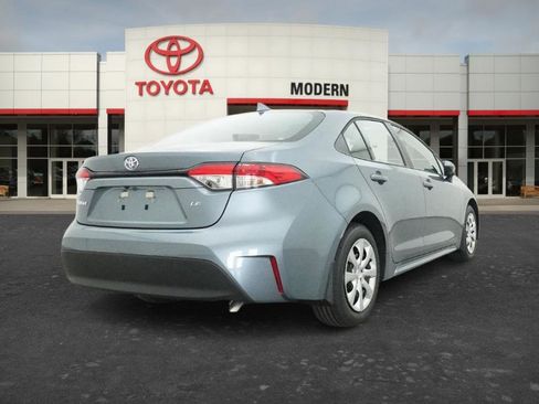 New 2026 Toyota Corolla LE FWD image 9