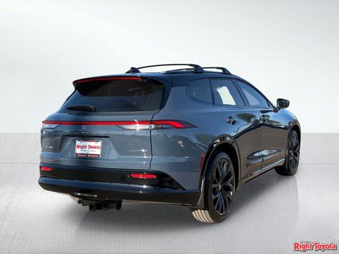 New 2026 Toyota Crown Signia AWD/4WD image 7