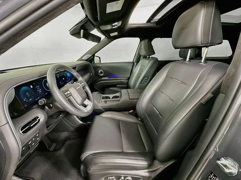 Certified 2026 Hyundai Palisade Calligraphy FWD image 22