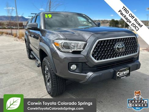Used 2019 Toyota Tacoma TRD Off-Road image 1