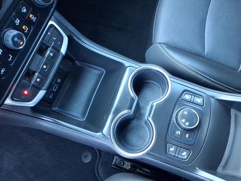 Certified 2023 GMC Terrain SLT w/ Elevation Edition image 25