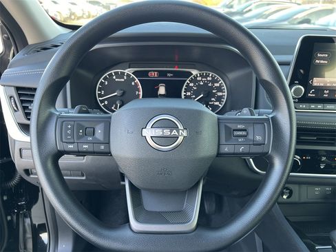 New 2026 Nissan Rogue S image 9